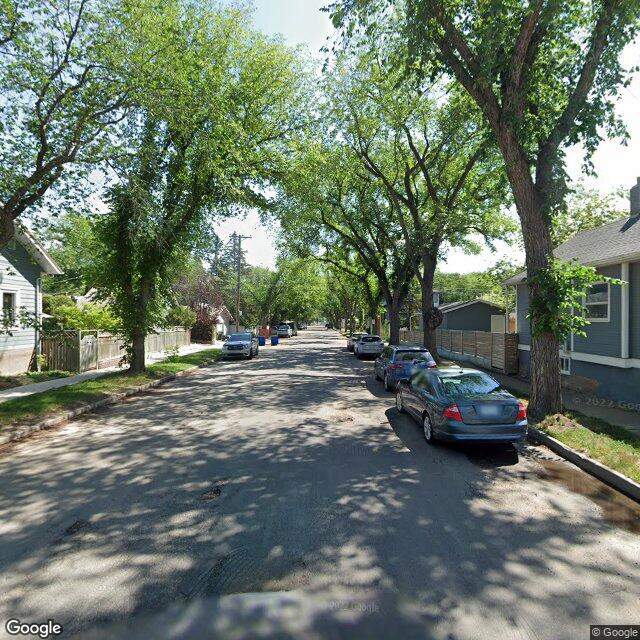 A street in City Park, Saskatoon