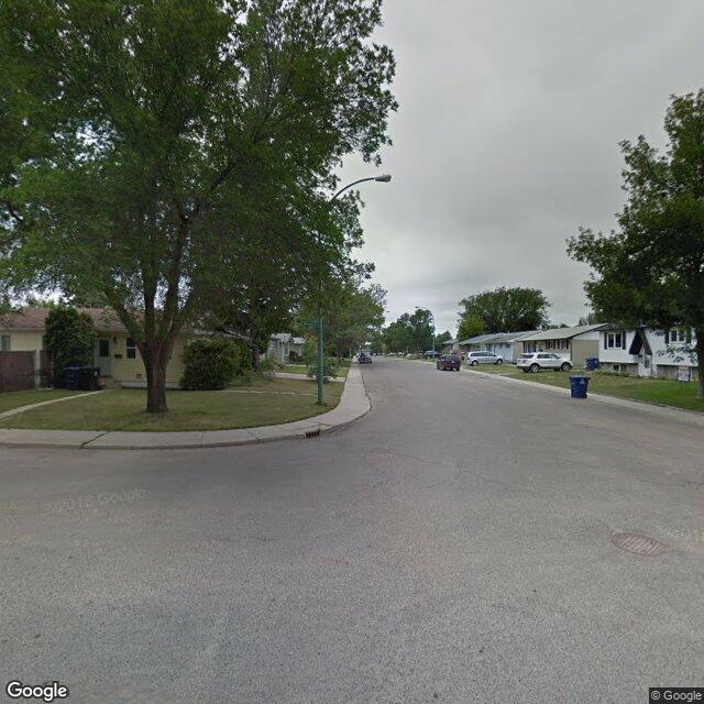 A street in Confederation Park, Saskatoon
